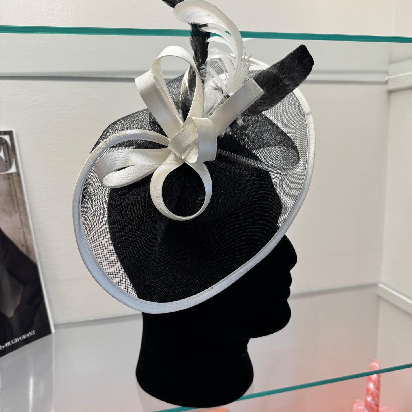 RENT | Monochrome Mabel Fascinator