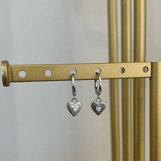 Vintage Heart Huggies