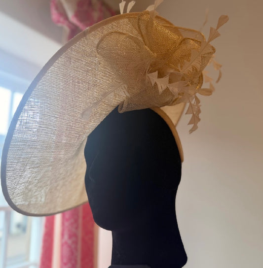 RENT | Cream Genevieve Fascinator