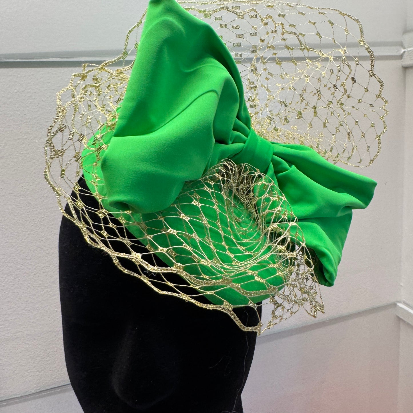RENT | Green Nova Fascinator