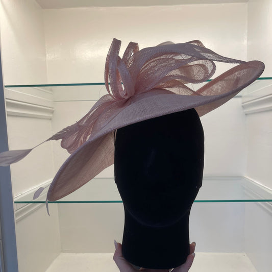 RENT | Pale Pink Ophelia Fascinator