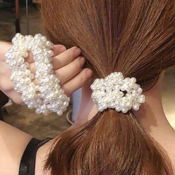 Pearl scrunchie