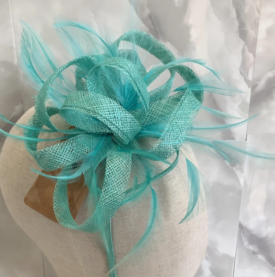 RENT | Mint Jelly Olivia Fascinator