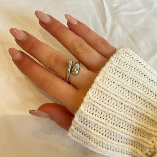 Solane Ring