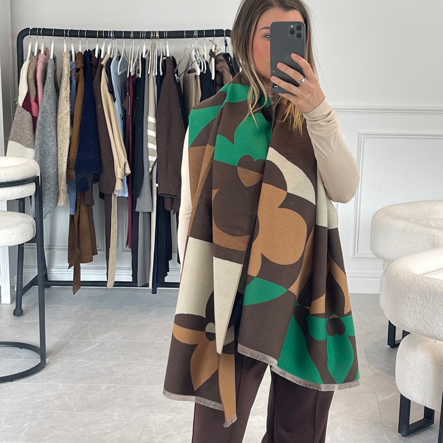 Elle Motif Wool Blend Scarf