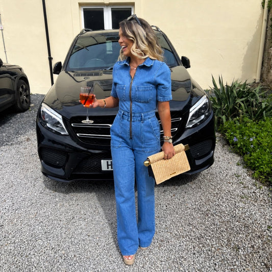 RENT | BUY Jacquemus Rond Carre Clutch
