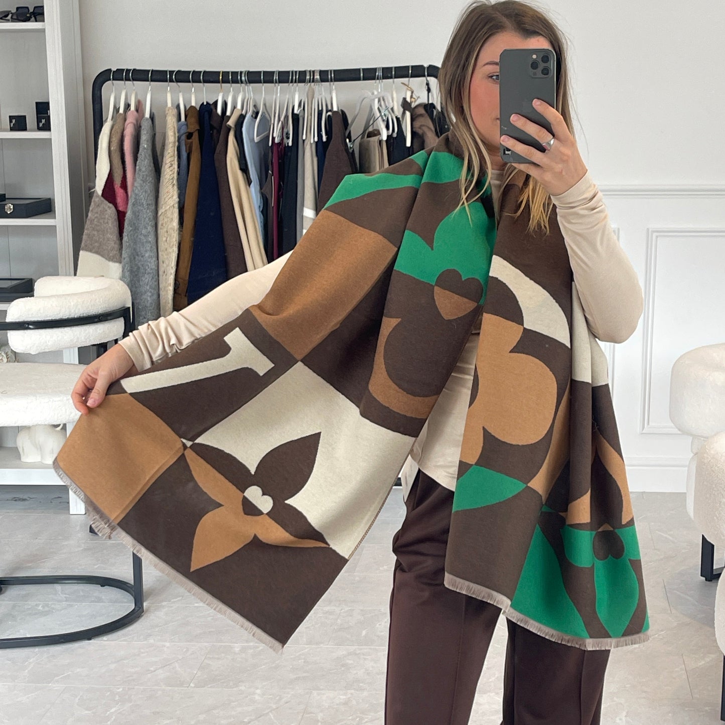 Elle Motif Wool Blend Scarf