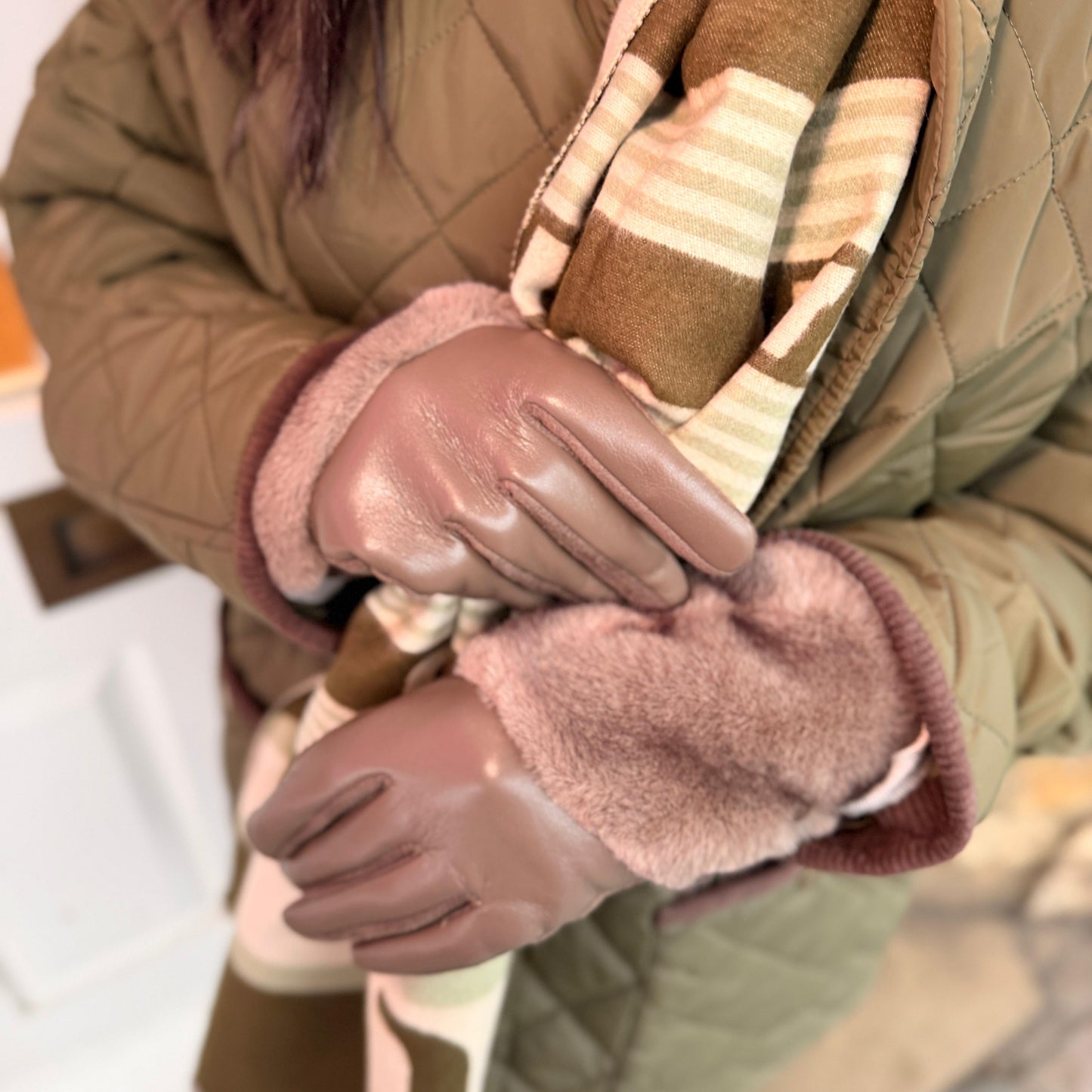 Faux Fur Leather Look Gloves
