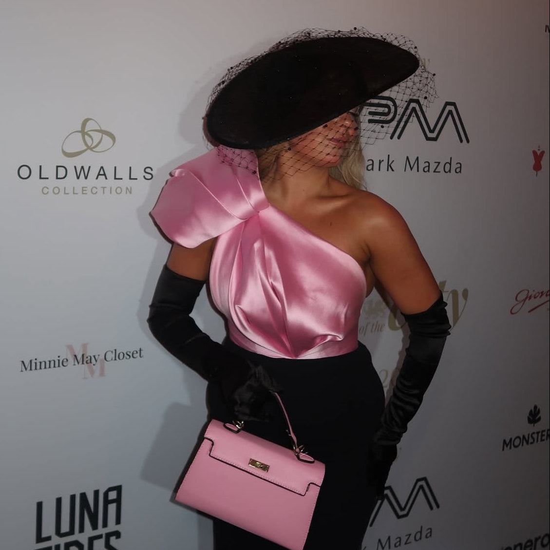RENT | Pearl Detail Black Mesh Fascinator