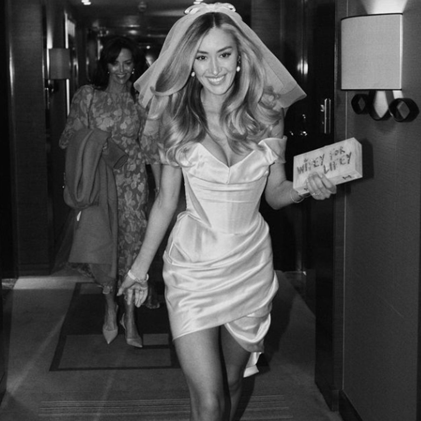 RENT | BUY Sophia Webster - 'Wifey for Lifey' Clutch - RRP £400