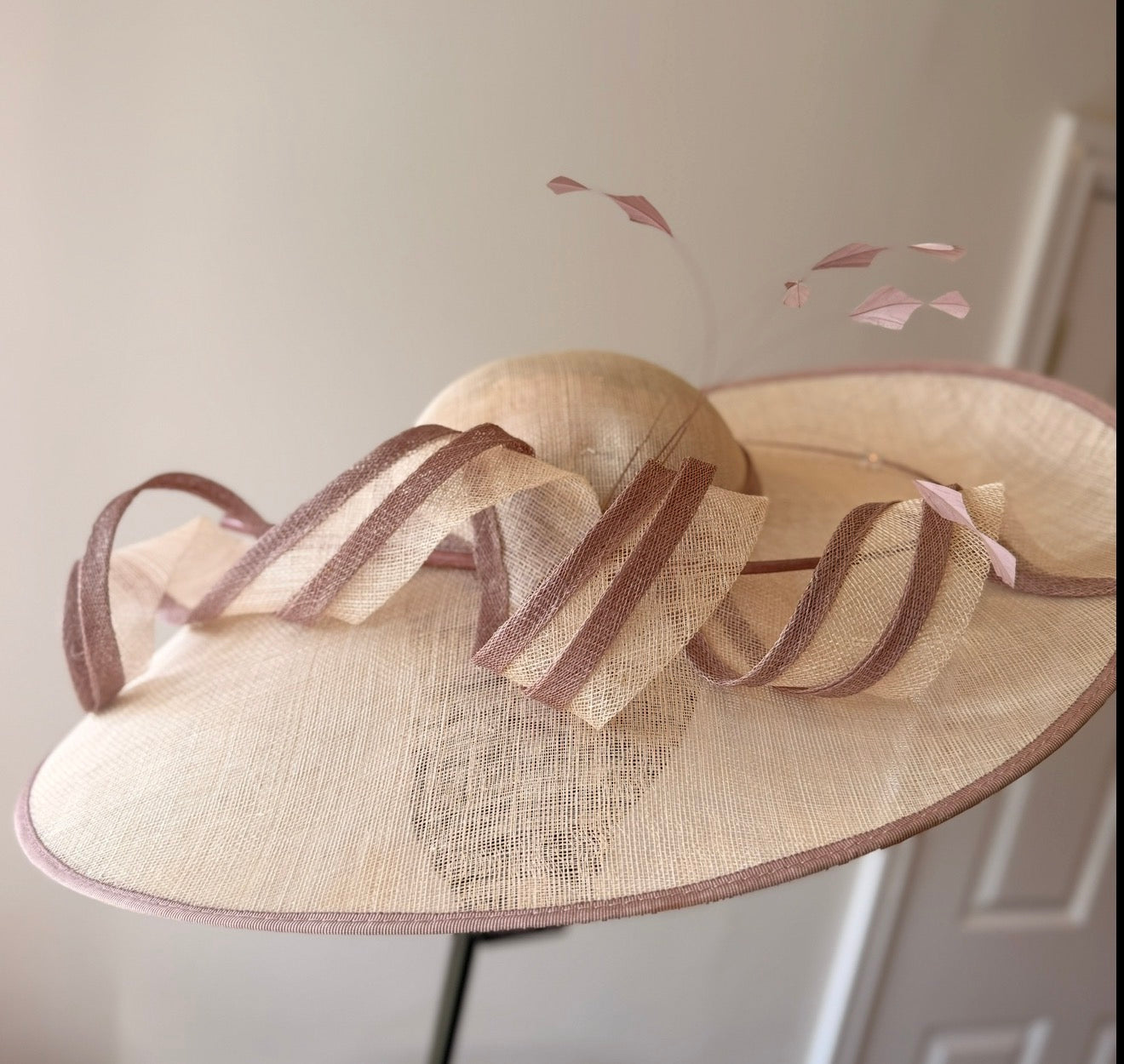 RENT | Cream & Mauve Miranda Fascinator