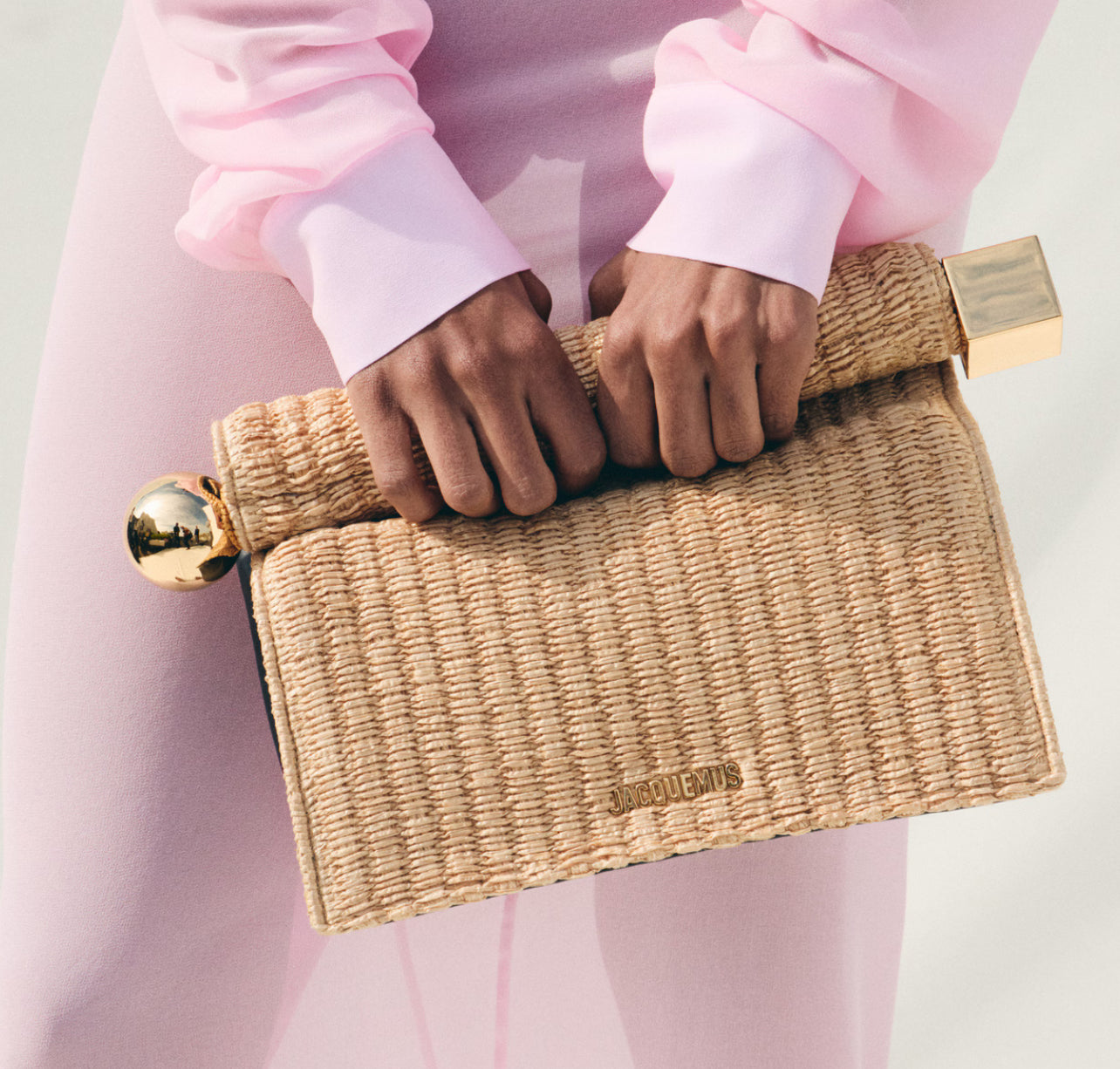 RENT | BUY Jacquemus Rond Carre Clutch
