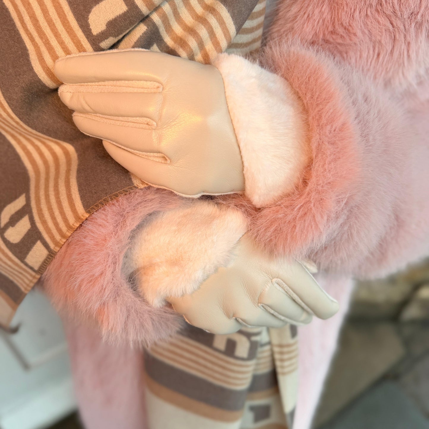 Faux Fur Leather Look Gloves