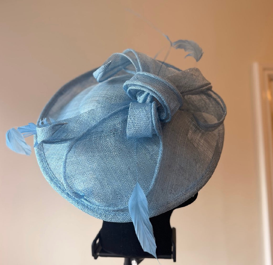 RENT  | Blue Marlowe Fascinator