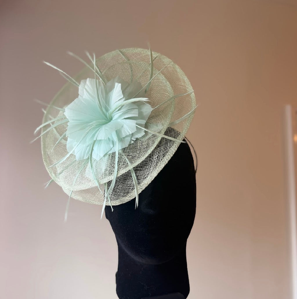 RENT  | Mint Harlow Fascinator