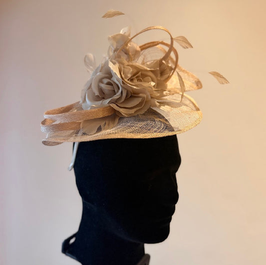 RENT  | Gold Nia Fascinator