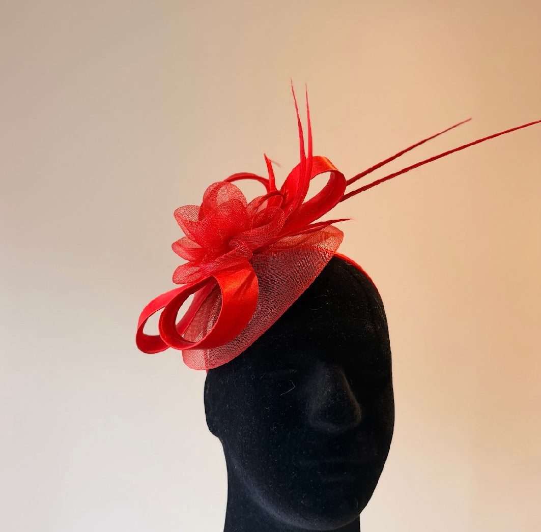 RENT  | Red Rayah Fascinator