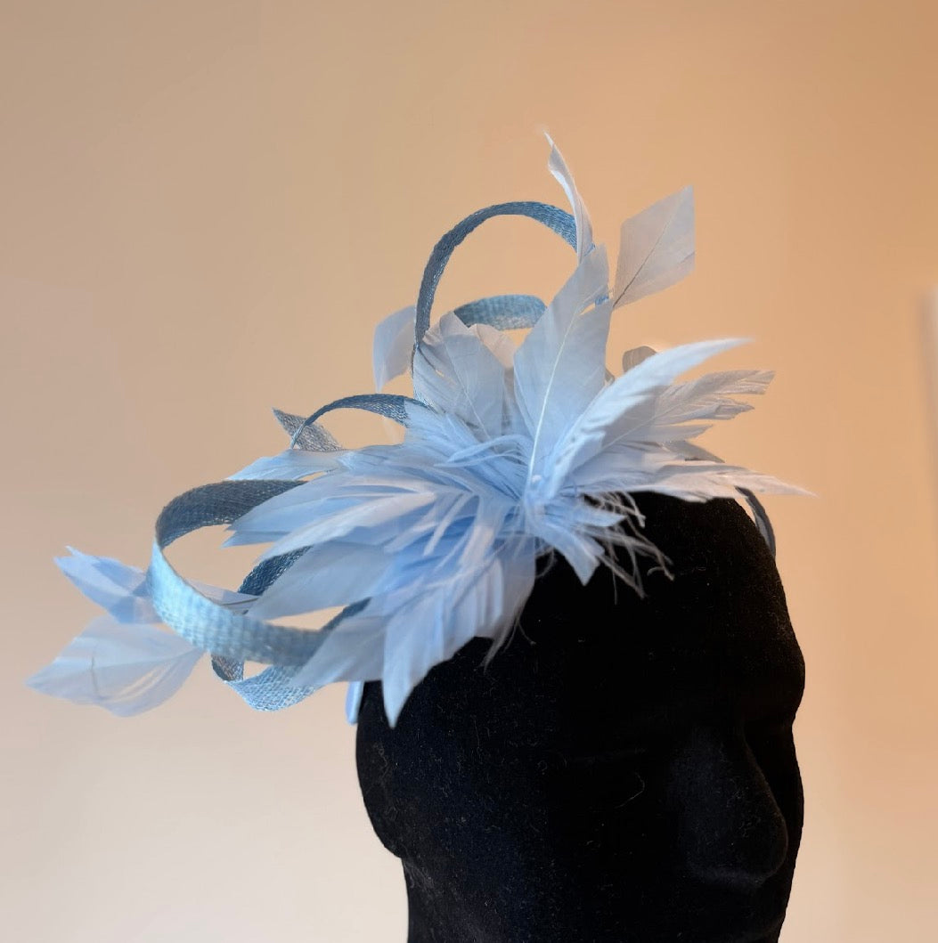 RENT  | Pale Blue Lorna Fascinator