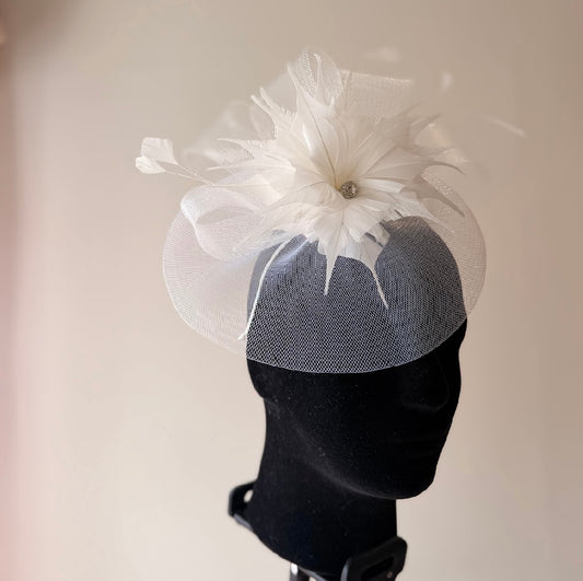 RENT  | White Amelia Fascinator