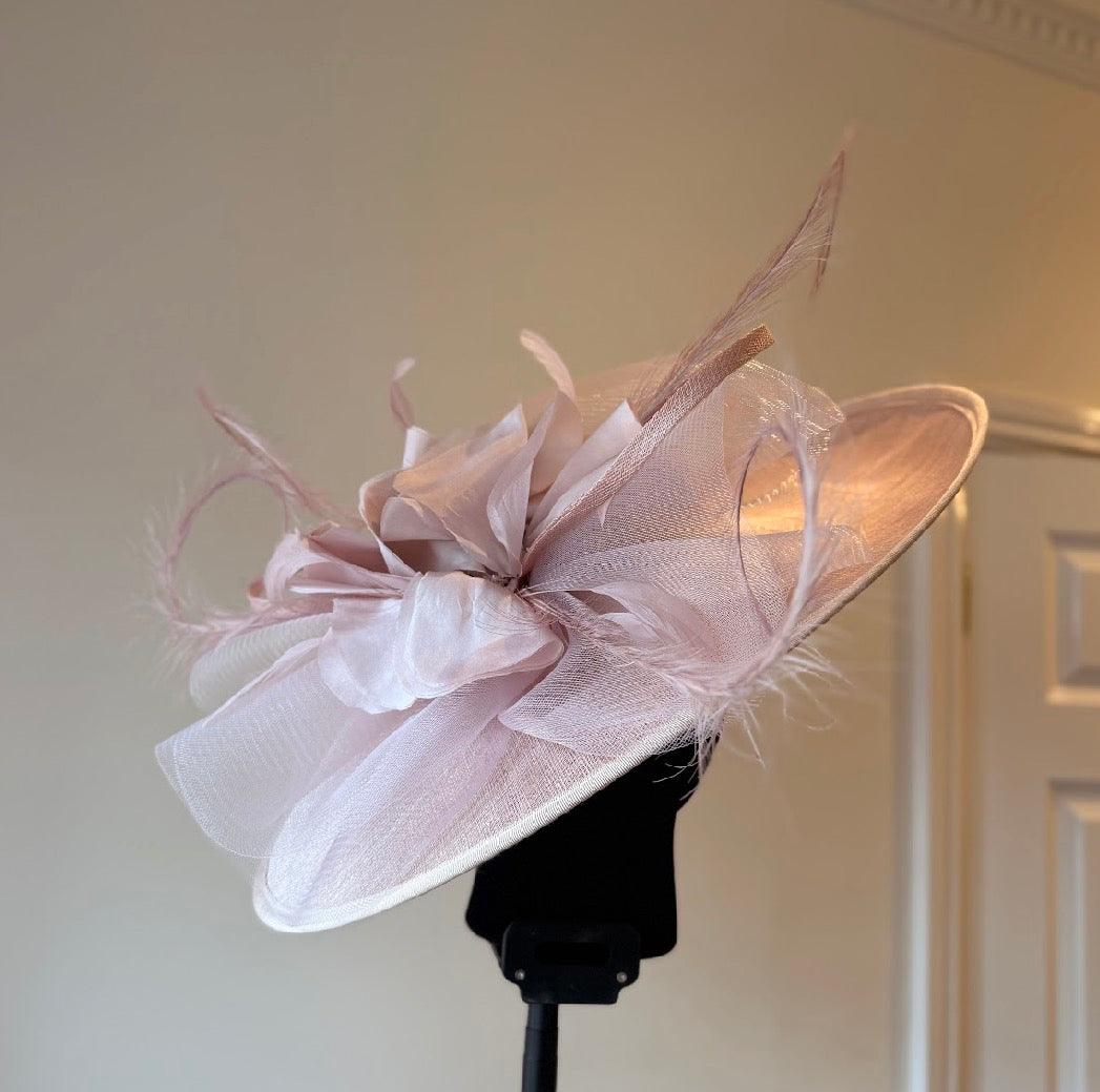 RENT  | Light Pink Sienna Fascinator
