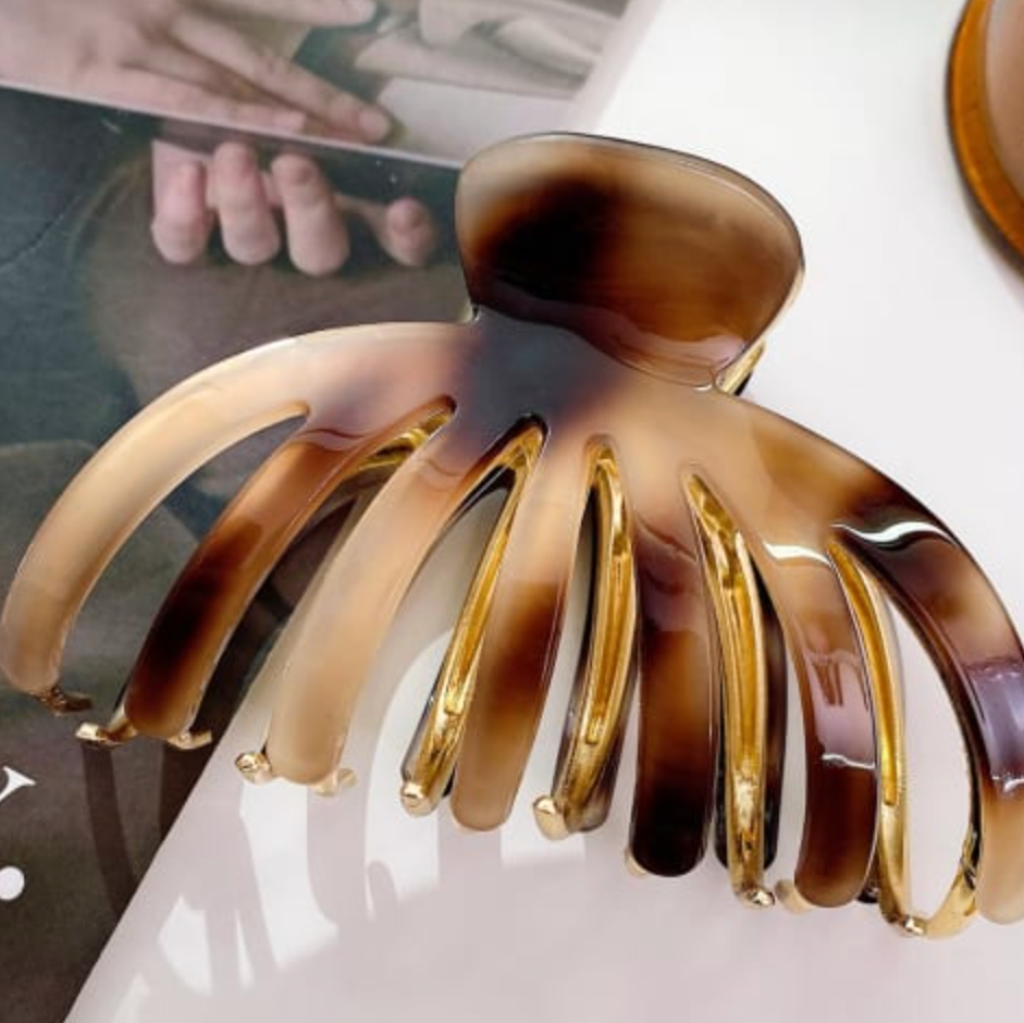 Cleo Claw Hair Clip