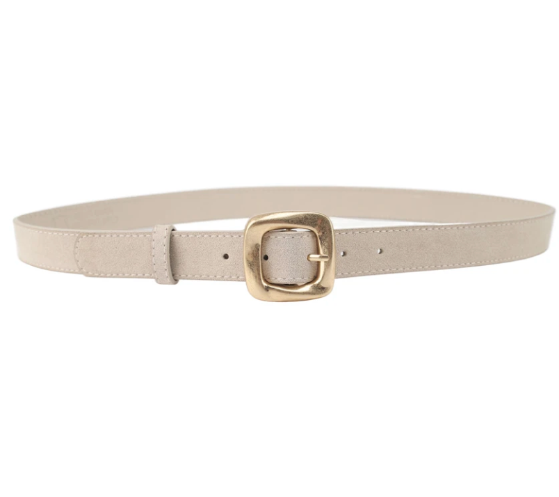 Oversized Buckle Suede Belt